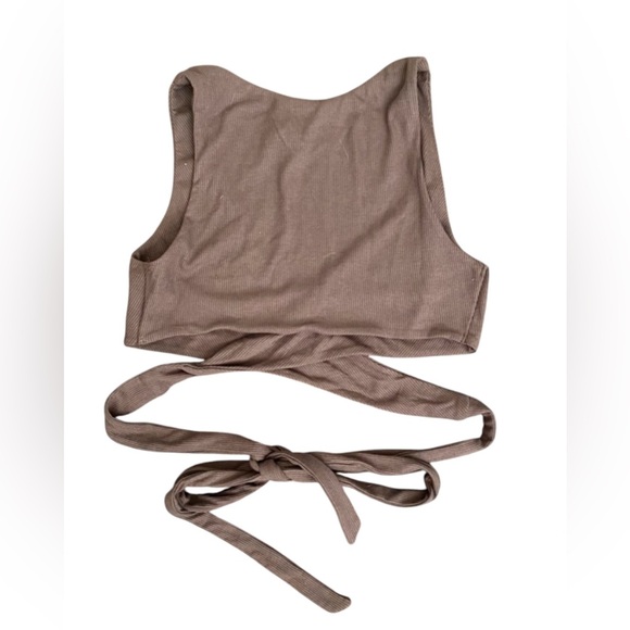 princess polly wrap around tie top - Picture 5 of 5